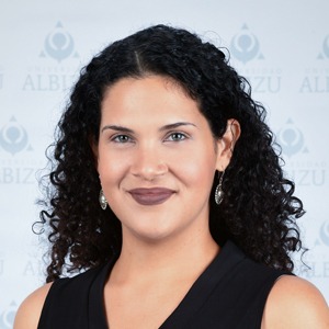 Victoria Reyes