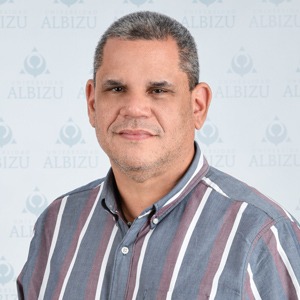 SJU - Dr. Juan Nazario